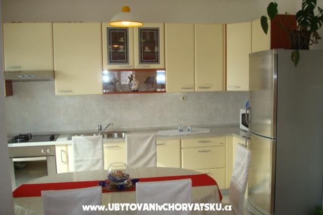 Apartments Villa Niko Bol – photo 9