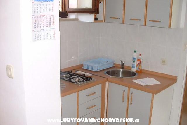 Apartments Dvornik - Sutivan – photo 3
