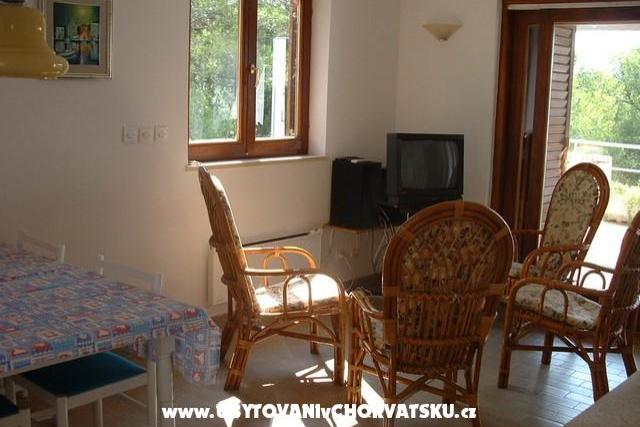 Apartments Dvornik - Sutivan – photo 6