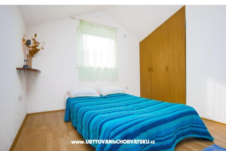 Supetar, Island Brač – photo 11