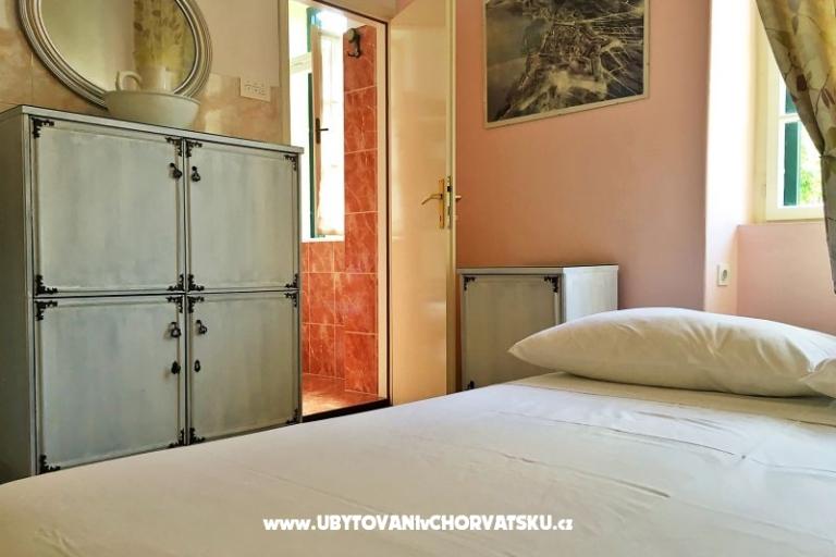 Cro-Split Apartments – photo 4
