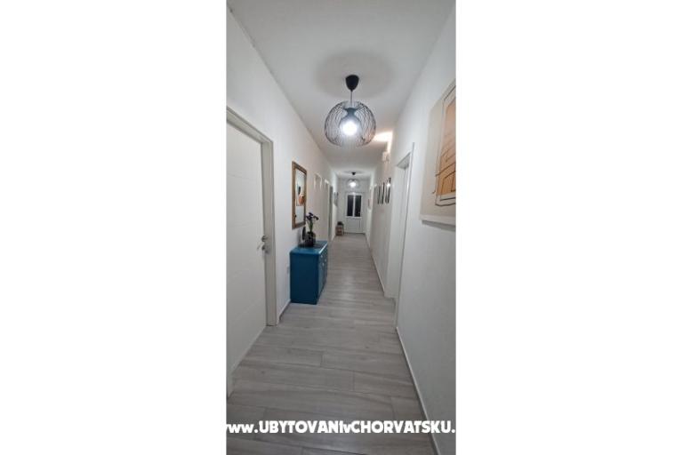 Accommodation Leon – photo 12
