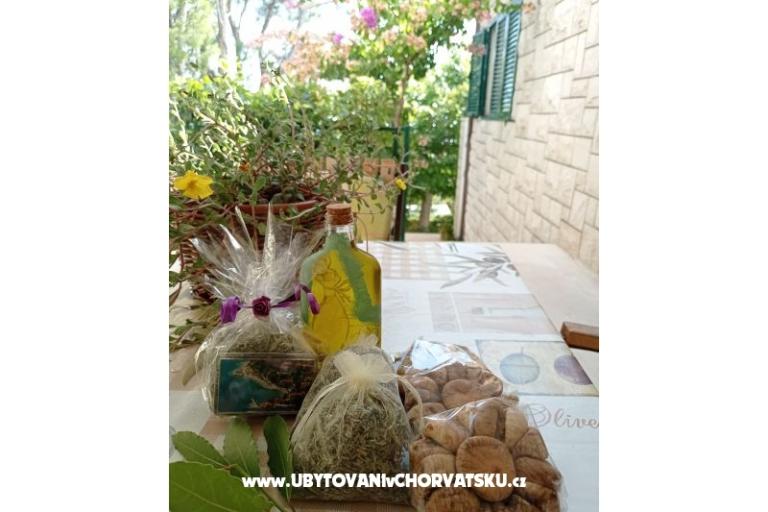 Apartments KiS Zelić – photo 25