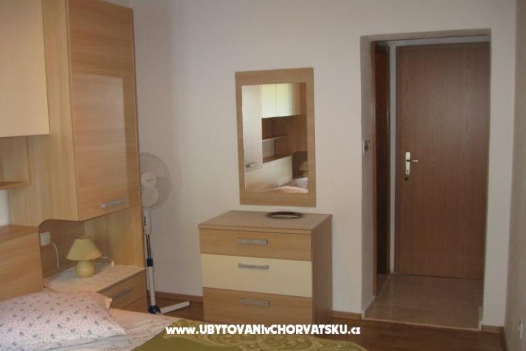 Apartments Ursić Žarko – photo 17