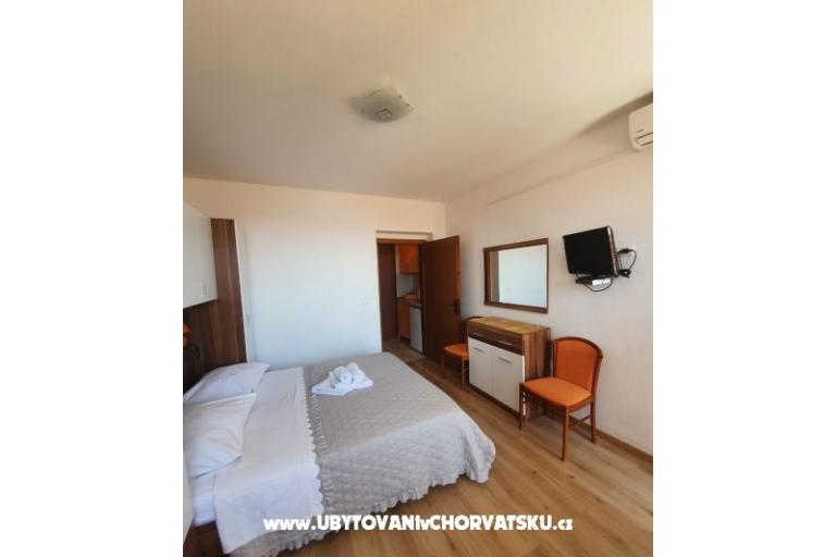 Apartments Danijel – photo 9