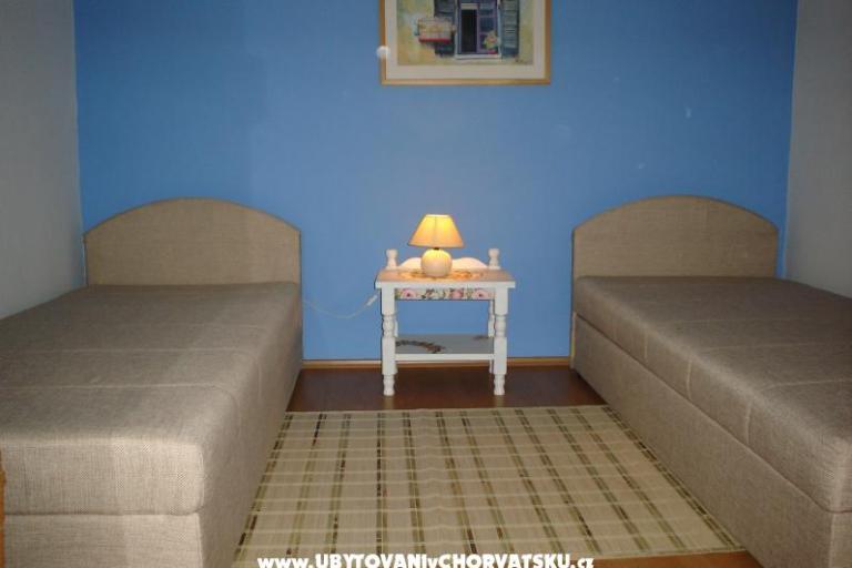 Apartments Klanfari – photo 8