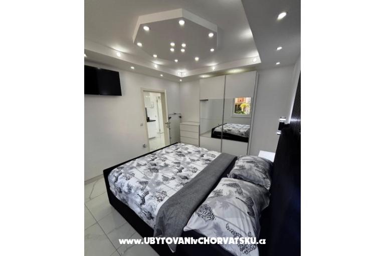 Delux apartment, heated pool – photo 17