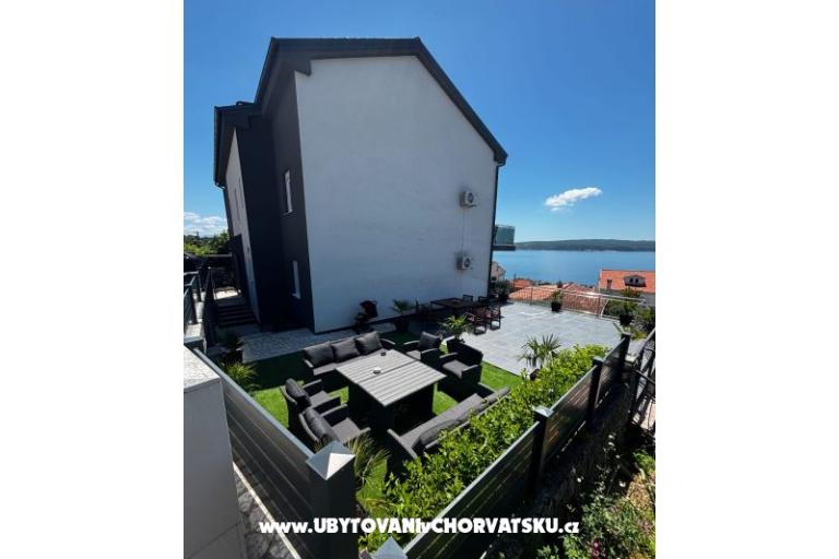 Delux apartment, heated pool – photo 21