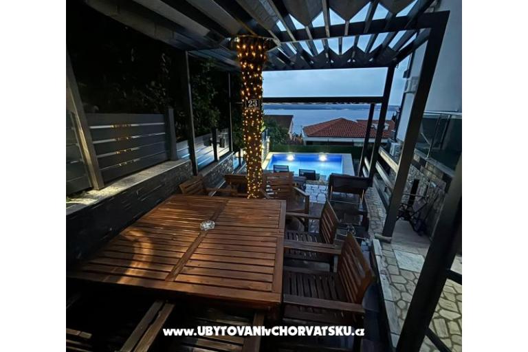 Delux apartment, heated pool – photo 22