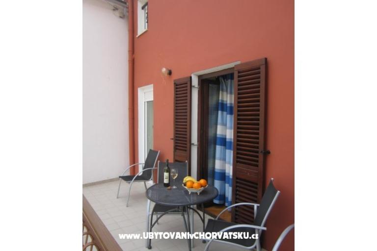 Apartments Škiljan – photo 6