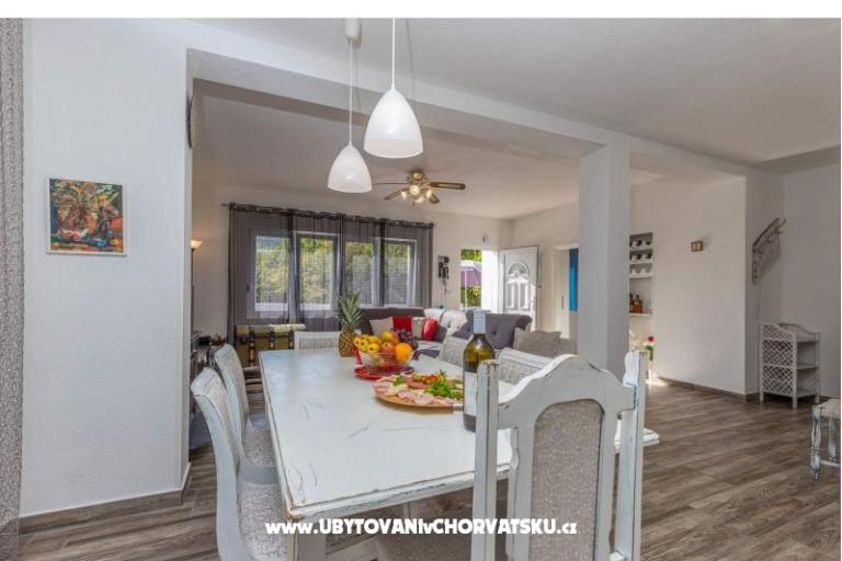 Villa Manta Crikvenica 2x apartmán – photo 14