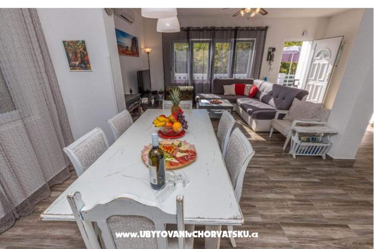 Villa Manta Crikvenica 2x apartmán – photo 16