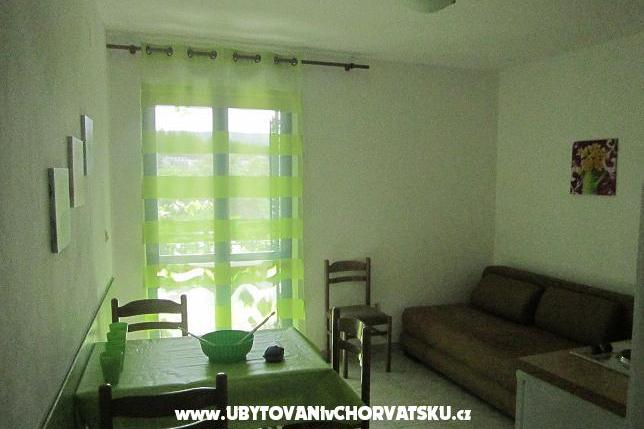 Apartments Andrea Drvenik – photo 2