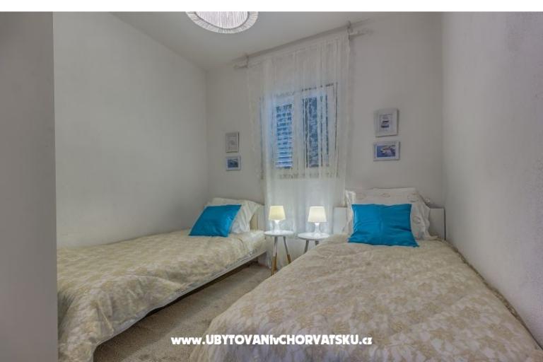 Island House Palatina – photo 7