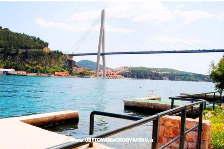 House directly on the sea – photo 12