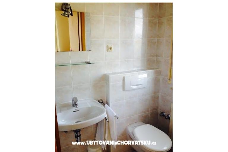 Apartment Rooms Mamic – photo 16
