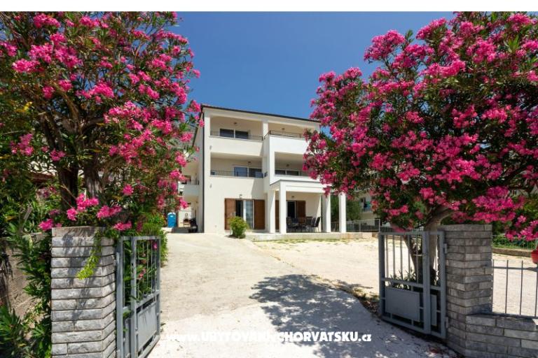 Apartments Ljubica – photo 2