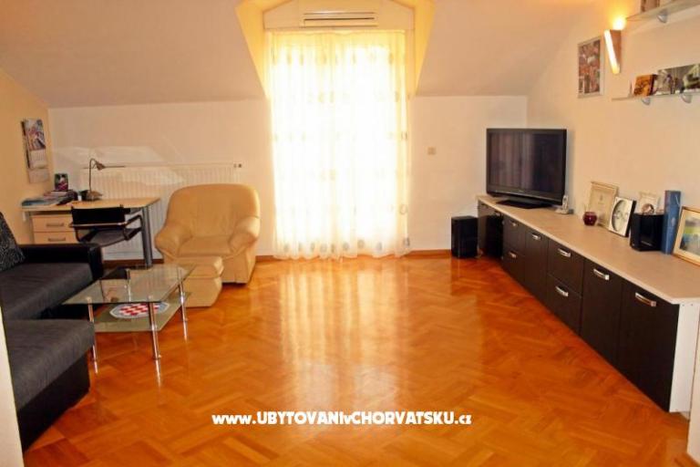 Apartment Dugi Rat – photo 4