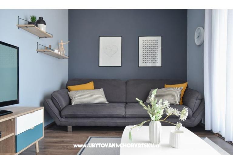 Happy day apartment – photo 13