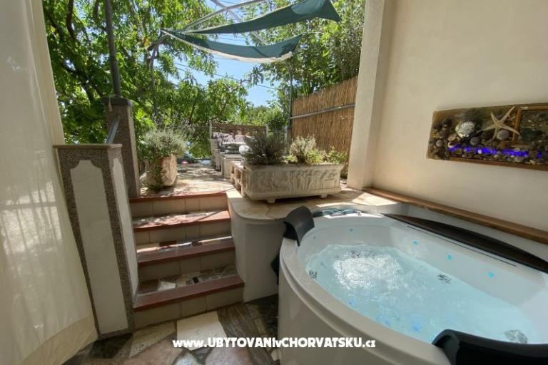 Sunrise Luxury Apartments – photo 16