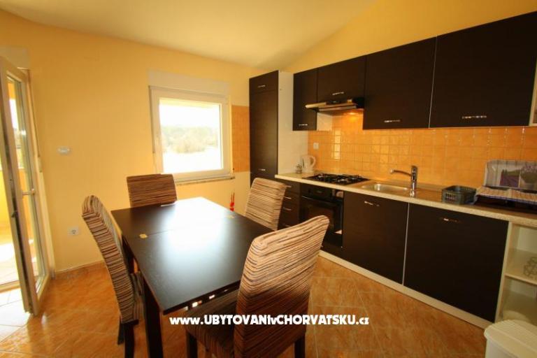Apartment Zoran - Valbandon  – photo 3