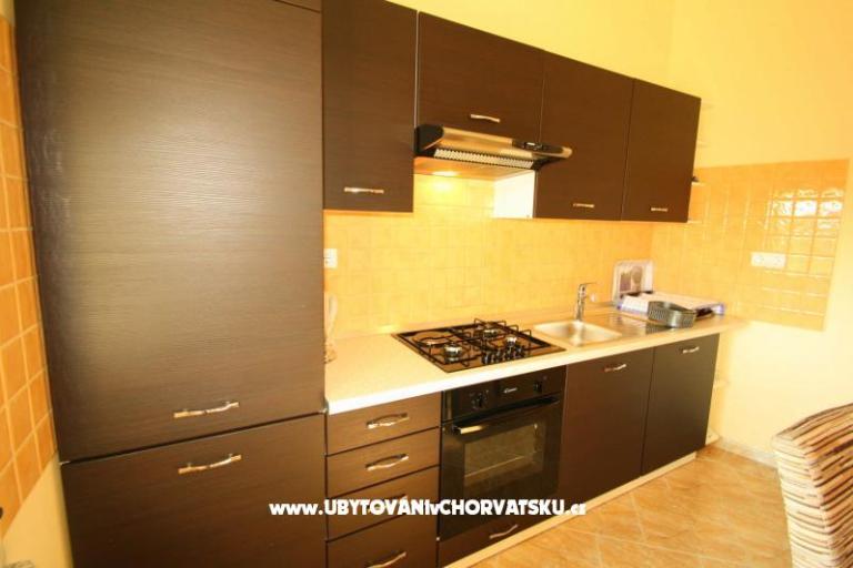 Apartment Zoran - Valbandon  – photo 8