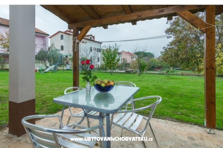 Apartments Valbandon – photo 13