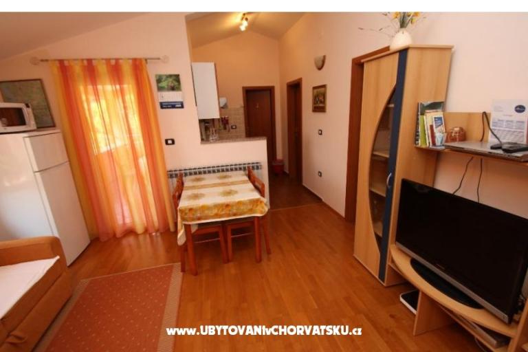 Apartment Jeromela *** – photo 12