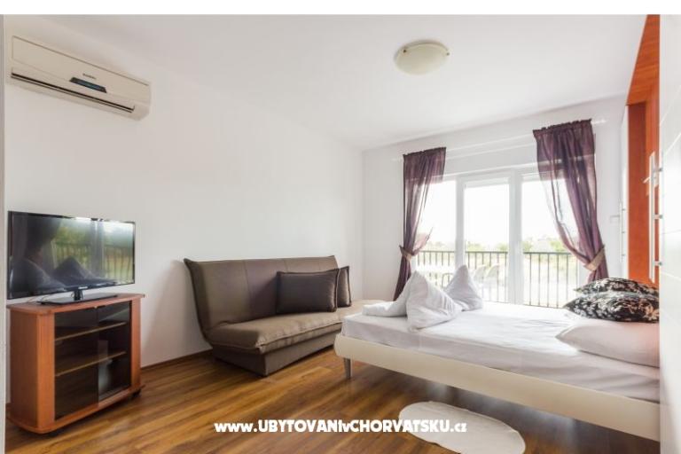 Apartments Mihaela – photo 12