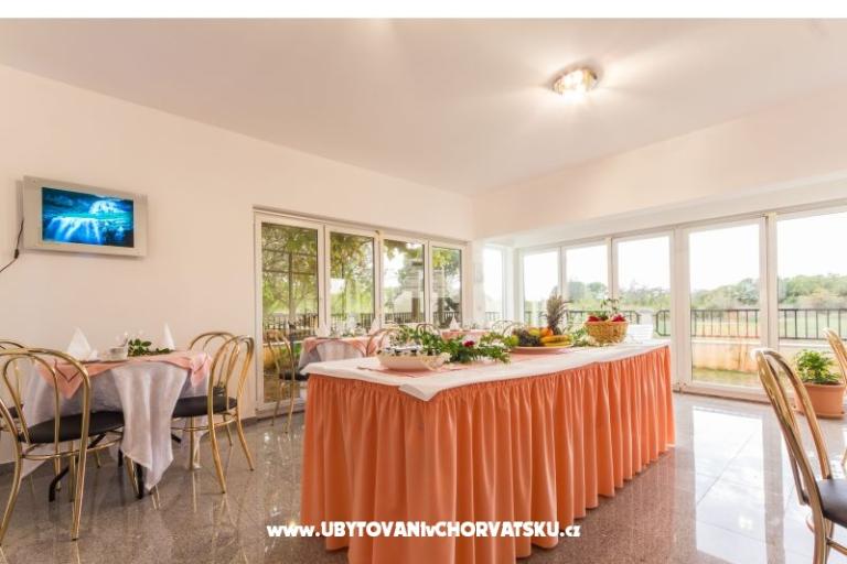 Apartments Mihaela – photo 7
