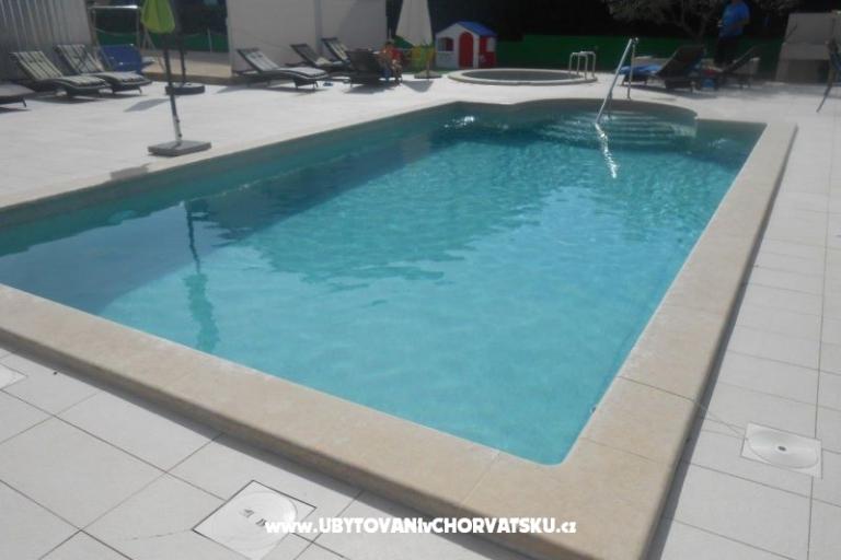 Apartments Nina – photo 2