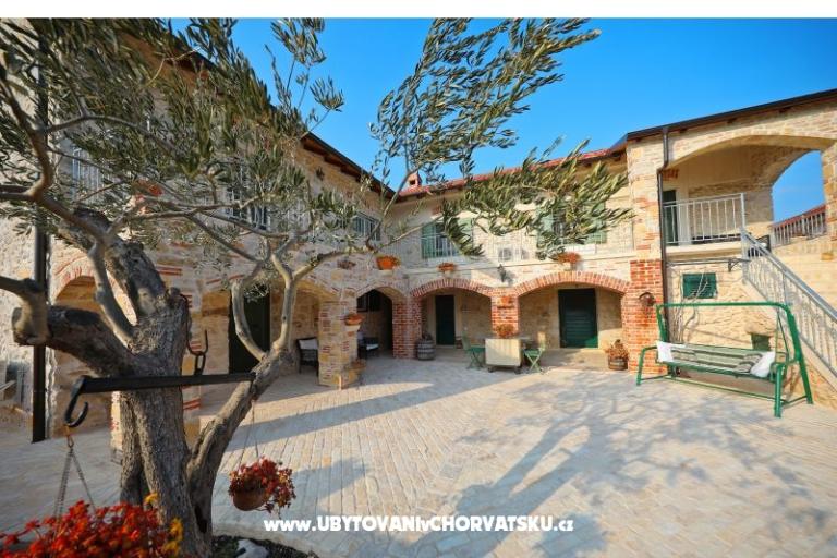 Ancient Dalmatian Apartments – photo 10