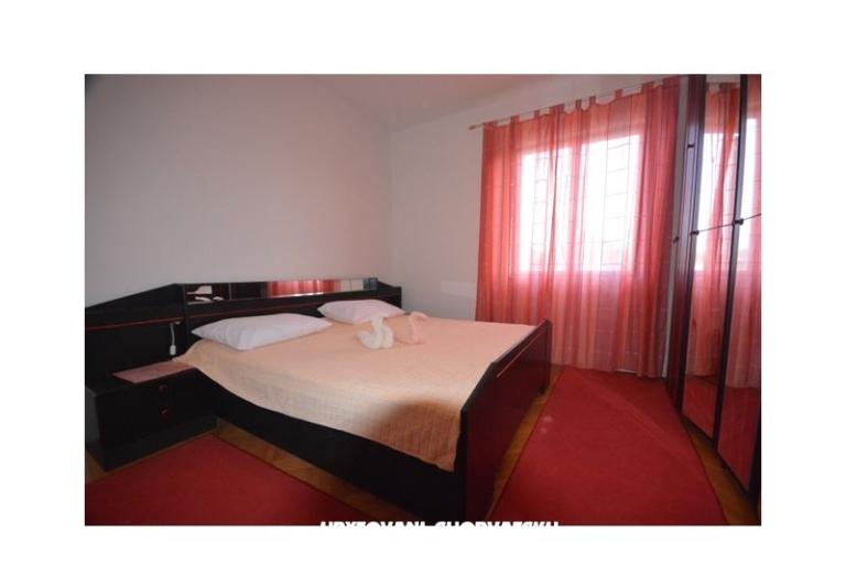 Apartment Mandić Turanj – photo 11