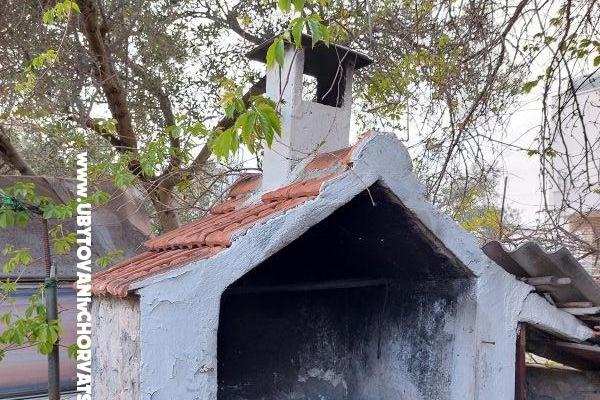 Vacation house - Apartment Milka – photo 17