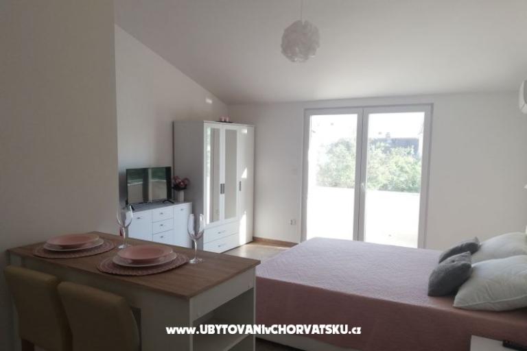 Apartments Ema – photo 2