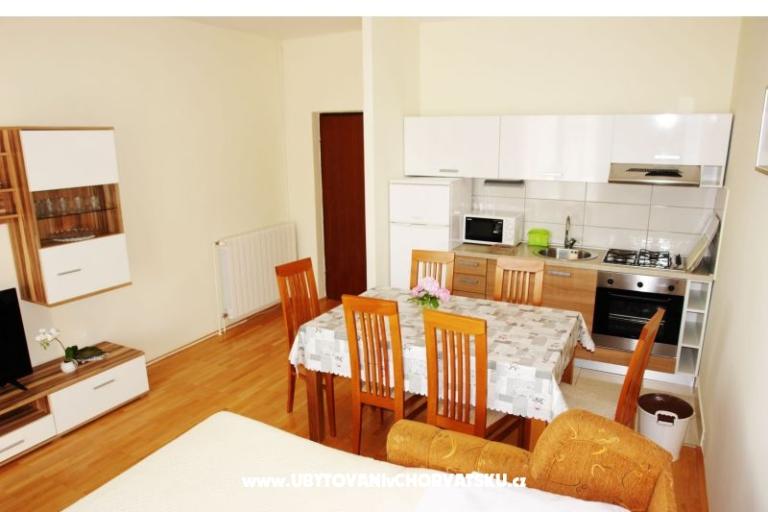 Apartments Iva – photo 4