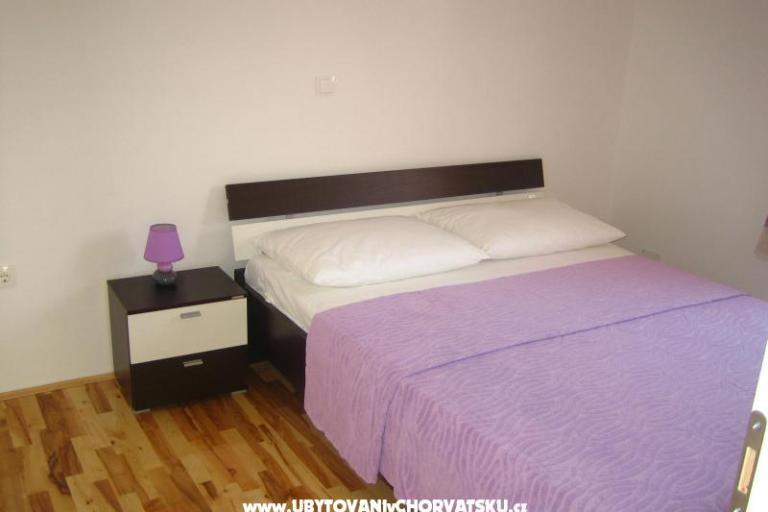 Apartments Roje Sv. Filip i Jakov – photo 12