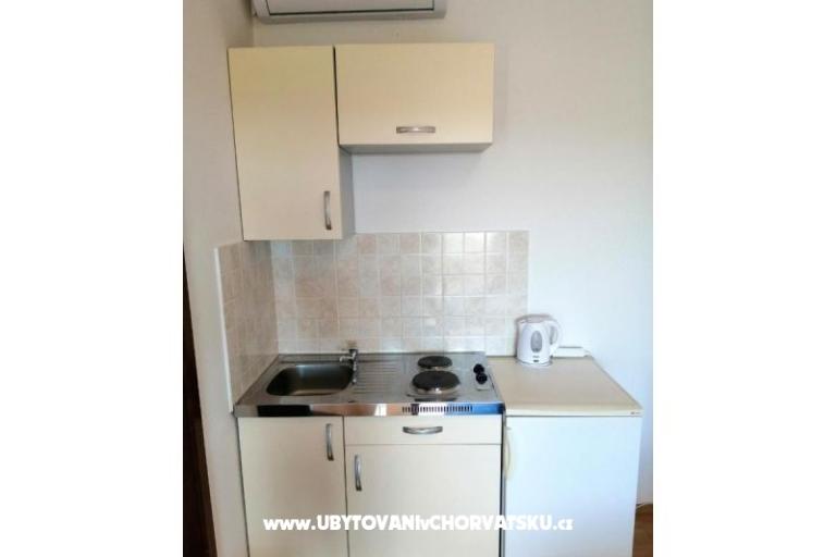 Dalmatinska kamena kuća – photo 13