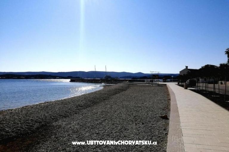 Dalmatinska kamena kuća – photo 17