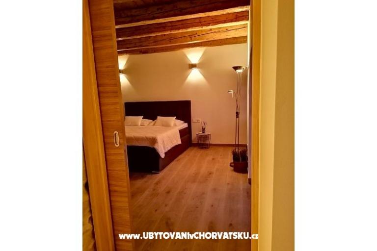 Dalmatinska kamena kuća – photo 27