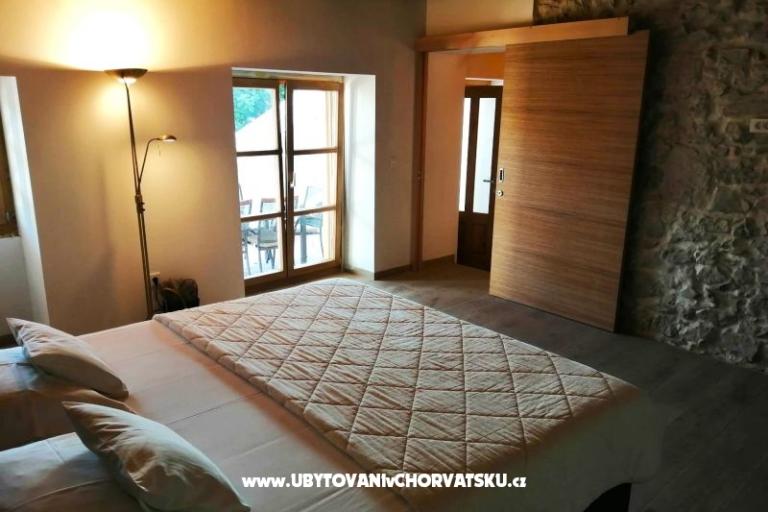 Dalmatinska kamena kuća – photo 30