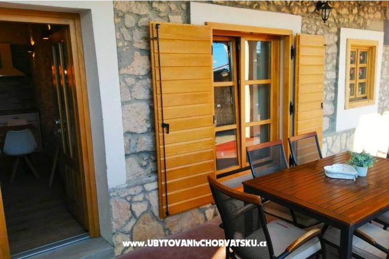 Dalmatinska kamena kuća – photo 31