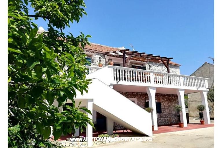 Dalmatinska kamena kuća – photo 33