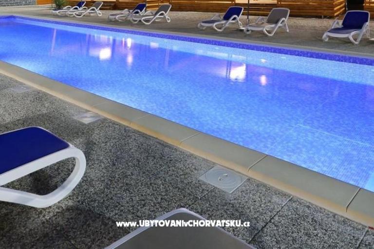 Mobile Robert''s - Helen''s – photo 3