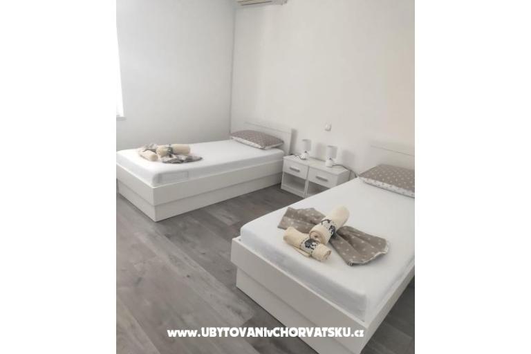 Ina’s house – photo 8