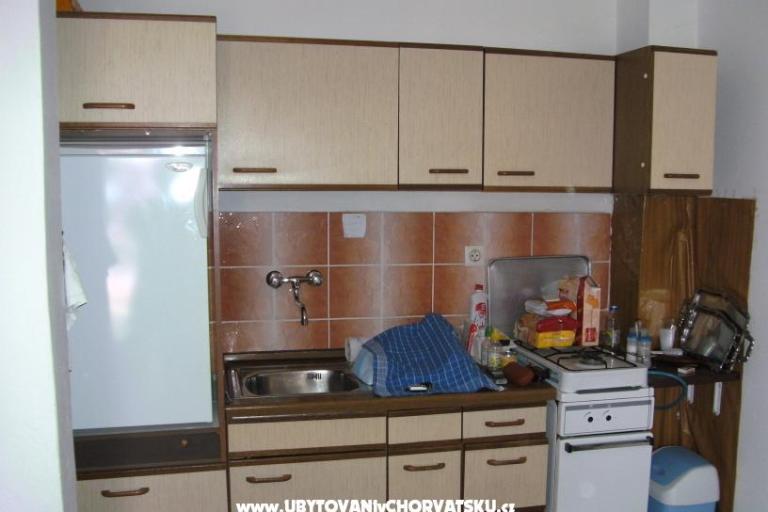 Apartments &amp; rooms Brist – photo 12