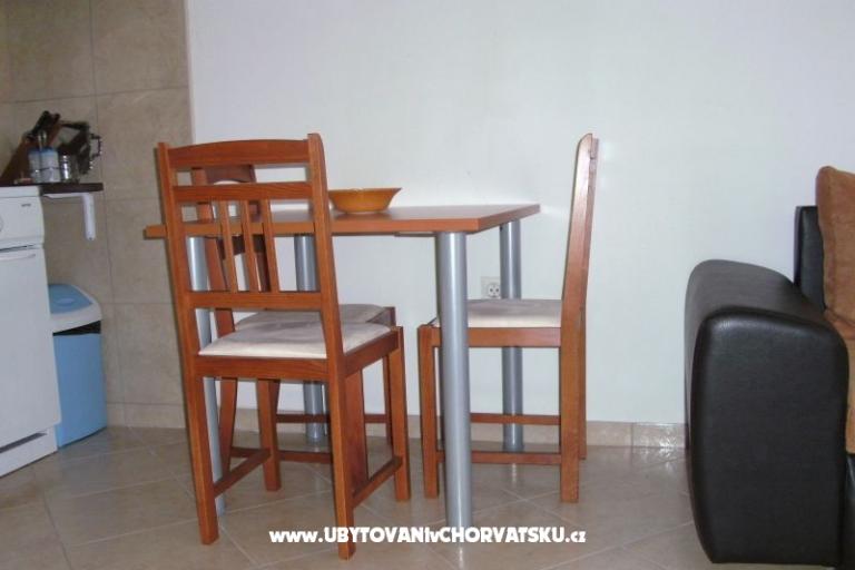 Apartments &amp; rooms Brist – photo 3