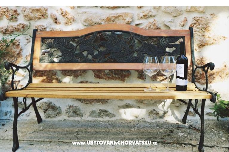 Villa Niko Gradac – photo 4