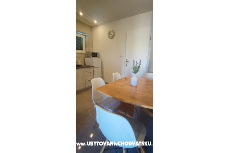 Apartments Batoš – photo 6