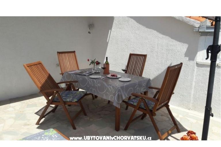 Apartments Vini i Ivana – photo 14